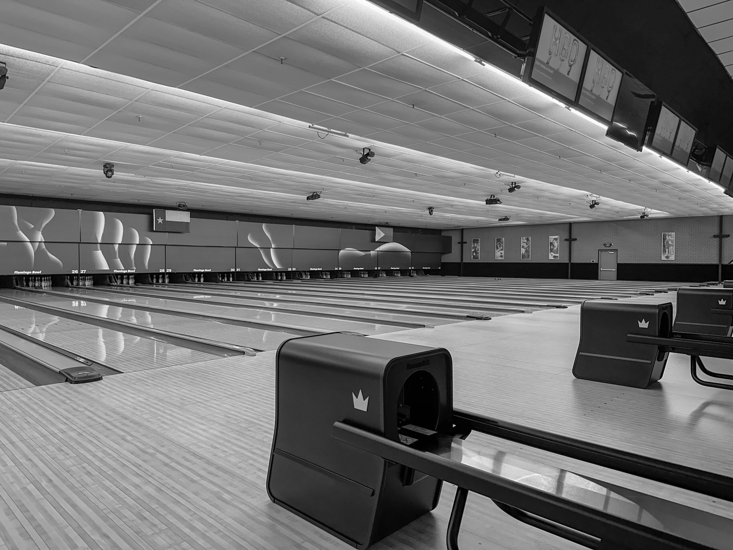 Classic Sports Bar and Lounge, Classic Bowling Center